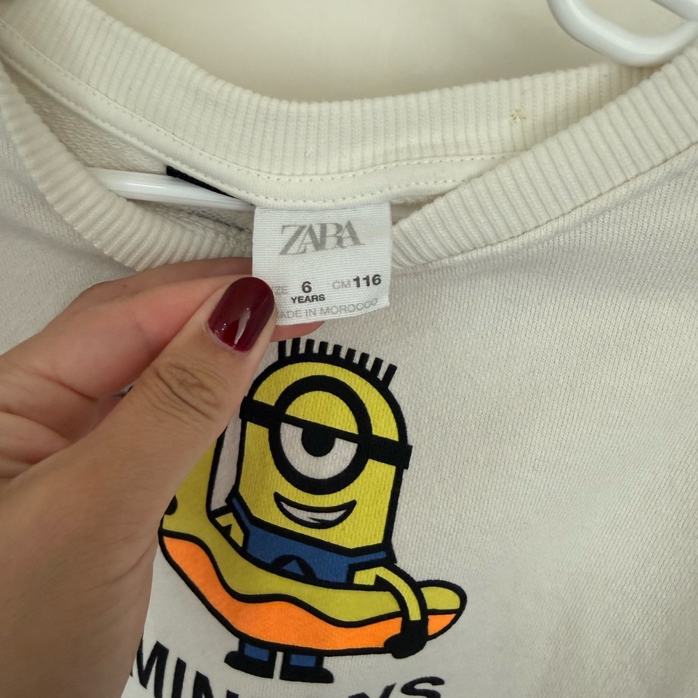 Zara Minions Sweatshirt Size 6 Years - Picture 3 of 5